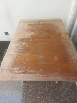 MEJA SELOROTAN ANTIK DARI KAYU JAGI KUNO