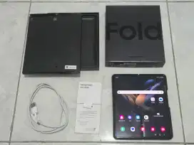 Samsung Galaxy Z Fold 4 12-512Gb Mulus Terawat Ex Garansi Resmi Sein