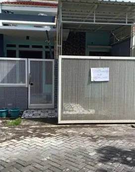 Disewakan rumah nyaman dan adem