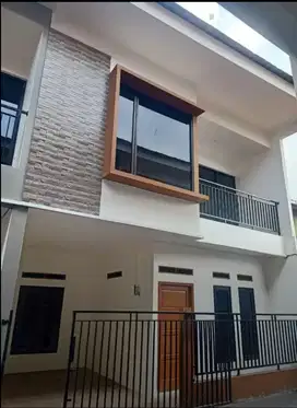 Rumah Minimalis Lokasi Strategis di Bintara Jaya