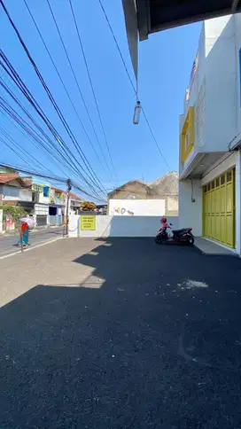 ruko apartemen dan toko cisaranten arcamanik antapani ada roff top