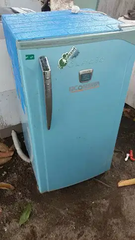 Kulkas toshiba 1 pintu Normal kulkas awet insyaAllah