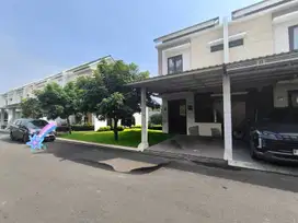 Rumah Hook di Burgundy Summarecon Bekasi