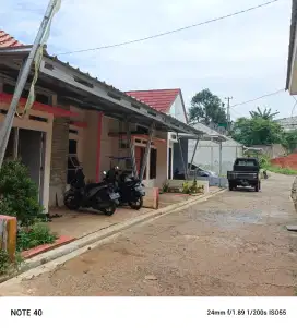 Rumah baru siap huni full granit