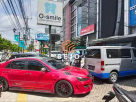DISEWAKAN MURAH RUKO 4 LANTAI DIAREA KOMERSIL JL SOLO DEKAT AMBARUKMO