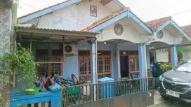 DIJUAL RUMAH STRATEGIS