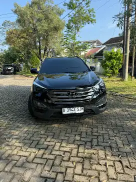 Hyundai Santa fe crdi a/t 2012 hitam
