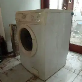 Mesin cuci electrolux 1tbg bekas