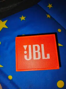 Speaker jbl go warna oren