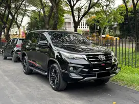 Toyota Fortuner VRZ TRD 2018 LOW KM Super Condition