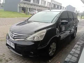 Nissan Grand livina 2014 Bensin