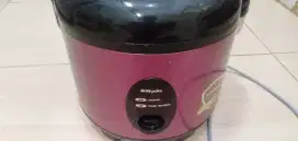 Obral Rice Cooker Miyako.
