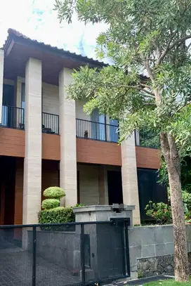 RUMAH MEWAH DI JL ASOKA CANDI GOLF CANDISARI SEMARANG