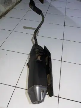 Jual butuh knalpot ori vario 125 new