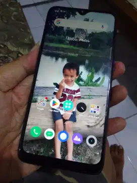 Realme 3 pro.. 4/64.. hrg terjangkau abiss