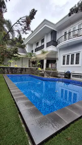 Dijual Rumah Mewah di Kawasan Elit, Kebayoran Baru, Jakarta Selatan