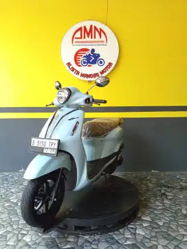 YAMAHA GRAND FILANO NEO TH.2023, LOW KM.
