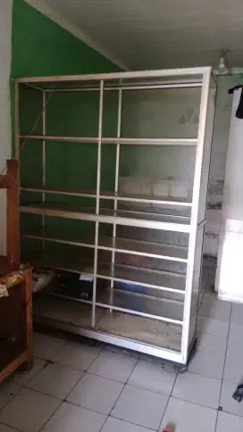 Etalase tinggi 2 mtr