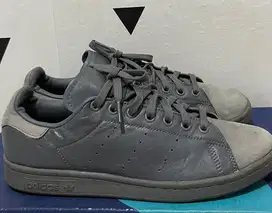 Sepatu adidas stan smith