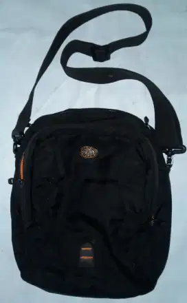Tas Selempang EIGER original Size sedang