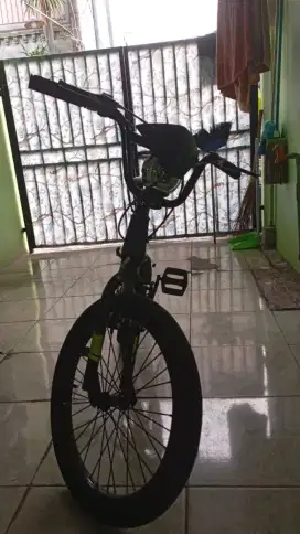 Sepeda Anak Atlantis Bekas seperti baru