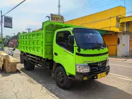 2013 Hino Dutro 130HD truck dam Plat S duro mobil bekas sekoto kediri