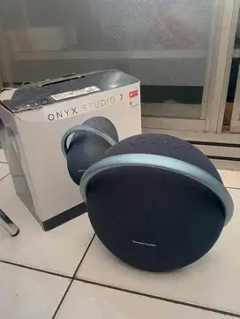 Harman kardon onix 7