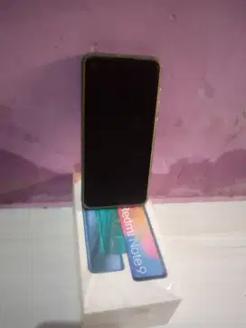 Di jual  hp merk Samsung A20 dan Xiaomi note 9