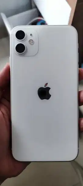 Turun harga 3,5 iphone 11 - 128GB - PUTIH