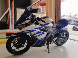 YAMAHA R25 2014GRESS