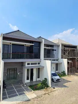 RUMAH BARU MALANG SULFAT STRATEGIS SULFAT TENGAH KOTA MALANG, NEGO