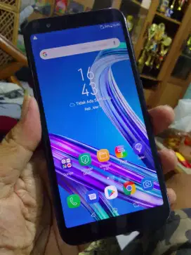 Asus Zenfone L2.. 2/16.. mulus mungil murrah