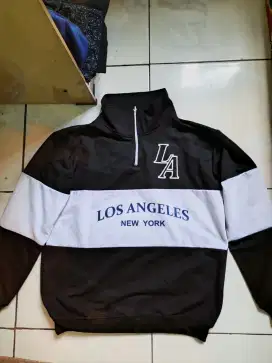 Baju luaran edisi ke gedean