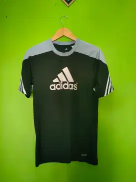 Adidas modelan jarang