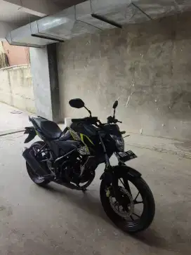 HONDA CB150R 2016