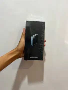 Samsung Galaxy ZFlip 6 12/256gb