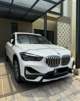BMW X1 Xline F48 Panoramic