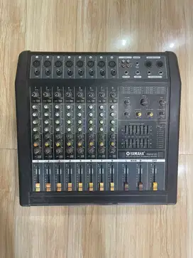 Yamaha profesional powermixer PMX812D