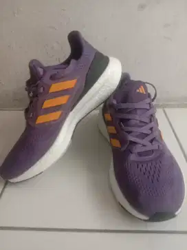 Sepatu Adidas Fureboost