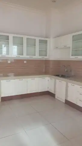 Mewahhh Rumah Eksklusif di Ngagel Tama Bisa Nego Harga