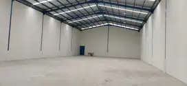 DISEWAKAN GUDANG BARU 2,196 METER LOKASI STRATEGIS DEKAT TOL LEGOK