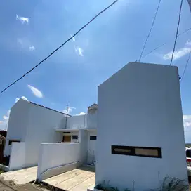 Rumah dekat Stt Telkom & Kawasan industri