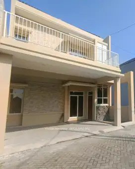 Rumah baru siap huni cluster Premium gentan solo