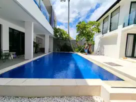Dijual Villa Luxury 5 Bedroom di Brawa Beach Bali