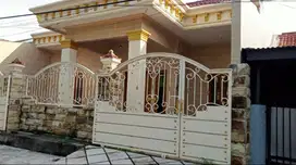 DISEWAKAN RUMAH RUNGKUT BARATA