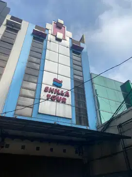 Rukan 3 lantai lokasi strategis di kota Bandung