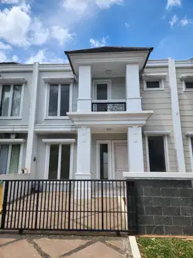 Dijual Rumah desain classic di Boulevard terdepan Citragran Cibubur