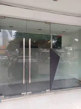 Disewakan ruko strategis di depan citra dua