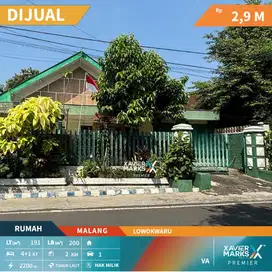 V1 Dijual Rumah Asri Dekat Jalan Poros di Lowokwaru Malang