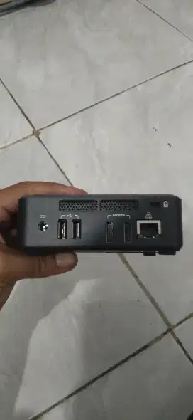 Mini PC Intel NUC DCCP847DYE